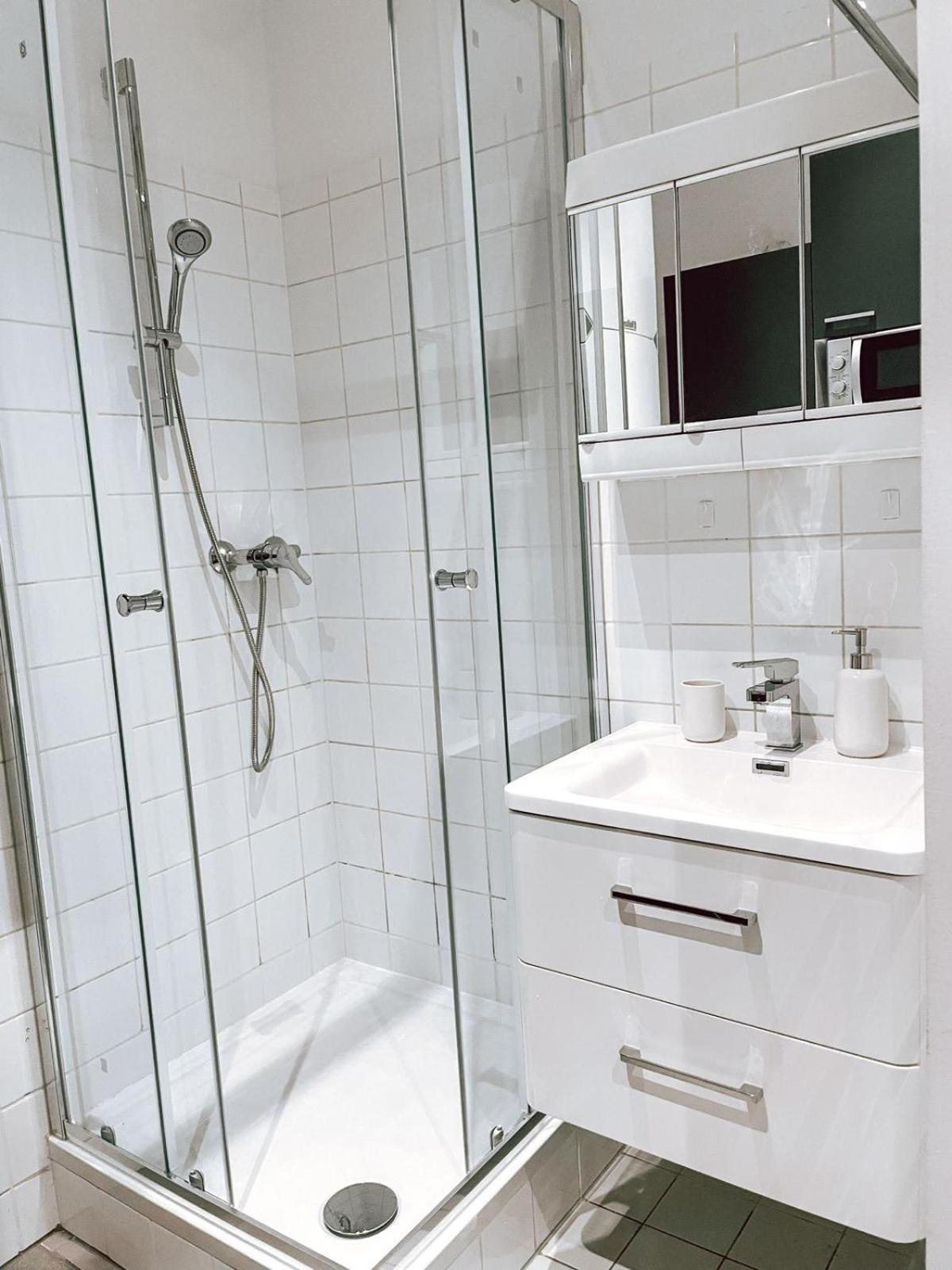 Zentrales Apartment Naehe Schoenbrunn - 2 Pers Wina Bagian luar foto